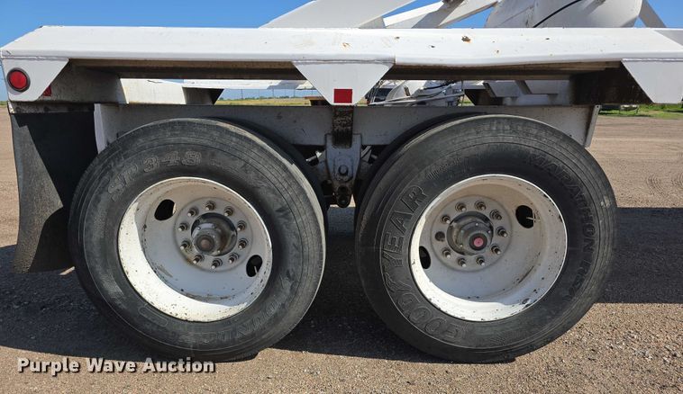 image for item DT6884 2009 Manac LWBD-42 bottom dump trailer