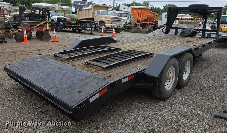 image for item DT6888 2013 Red Oak equipment trailer