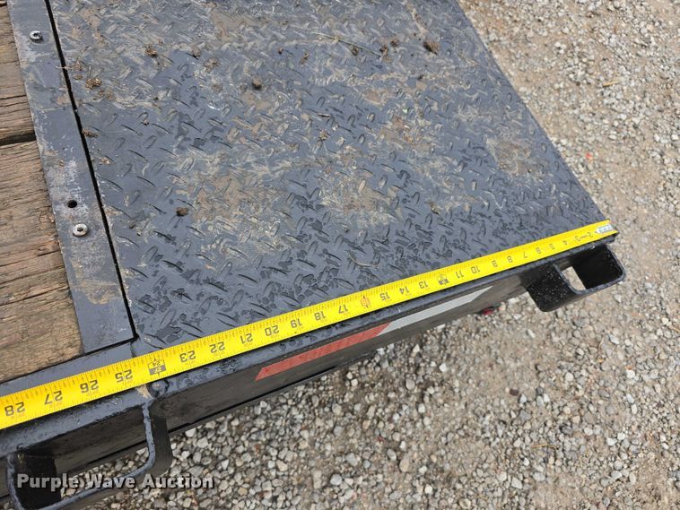 image for item DT6888 2013 Red Oak equipment trailer