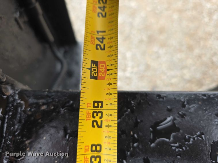 image for item DT6888 2013 Red Oak equipment trailer