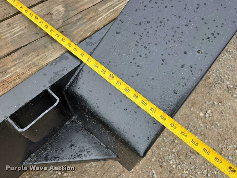 image for item DT6888 2013 Red Oak equipment trailer