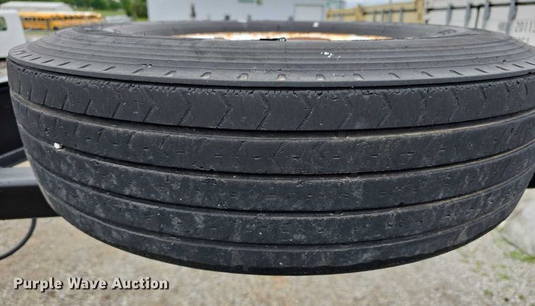 image for item DT6888 2013 Red Oak equipment trailer