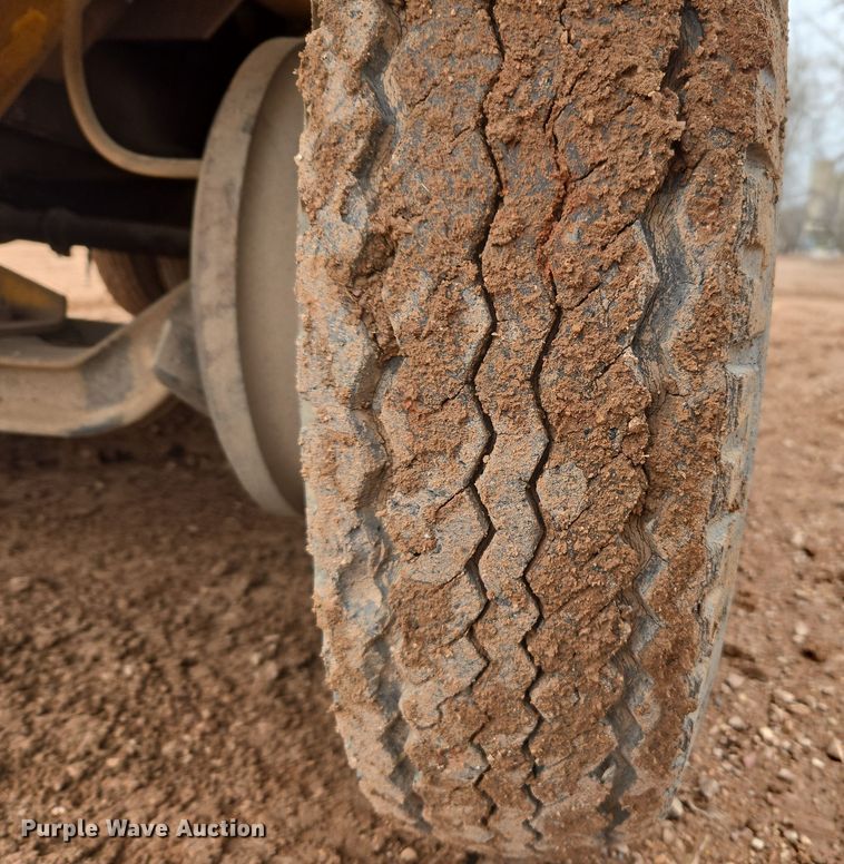 image for item DT7110 Broderson MH42B drop hammer