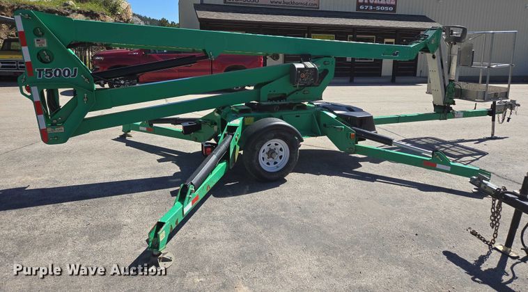 image for item DT7179 2014 JLG T500J boom lift
