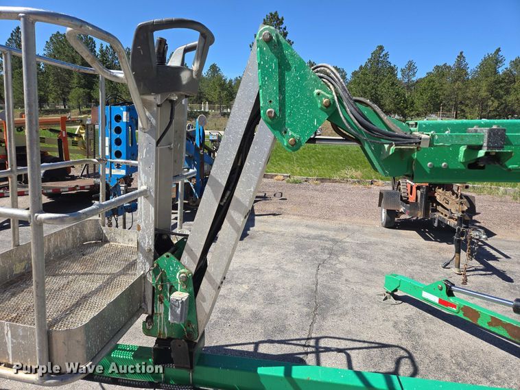 image for item DT7179 2014 JLG T500J boom lift