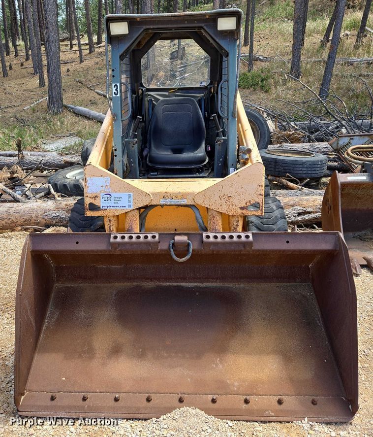 image for item DT7181 2006 Mustang 2044 skid steer loader