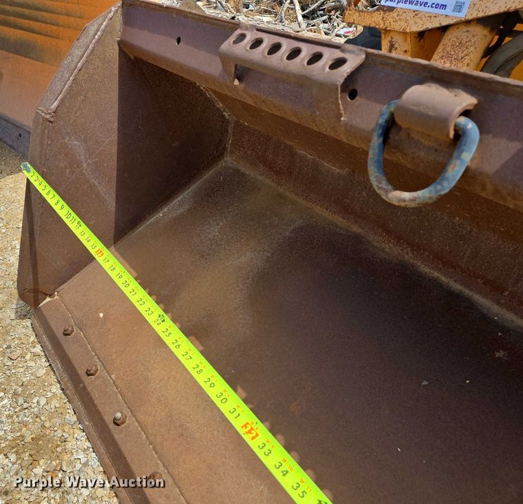 image for item DT7181 2006 Mustang 2044 skid steer loader