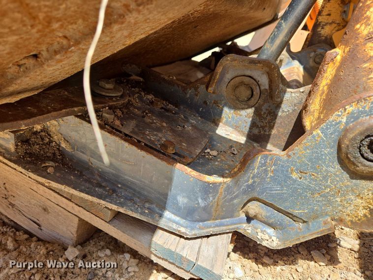 image for item DT7181 2006 Mustang 2044 skid steer loader