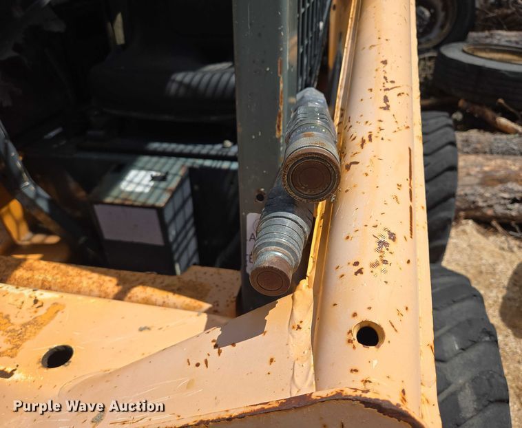 image for item DT7181 2006 Mustang 2044 skid steer loader