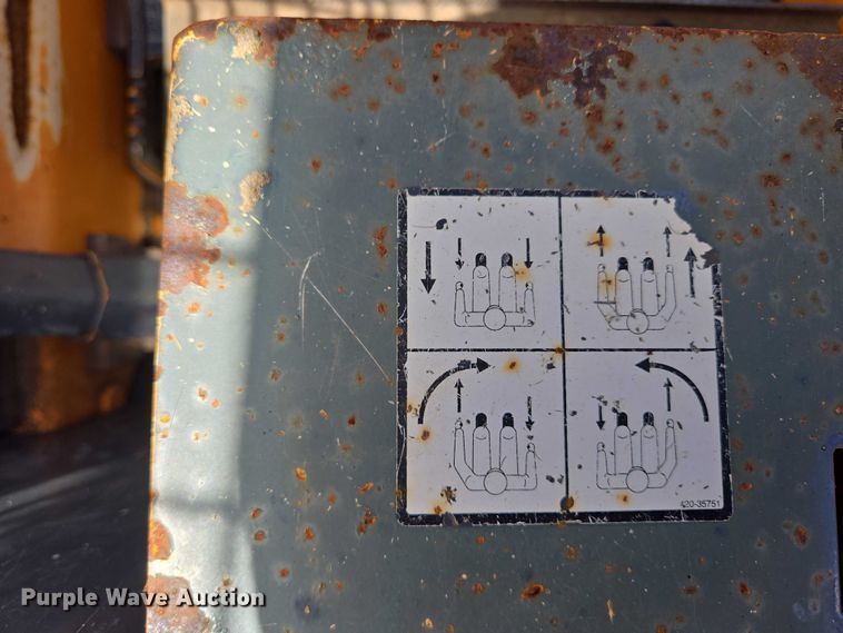 image for item DT7181 2006 Mustang 2044 skid steer loader