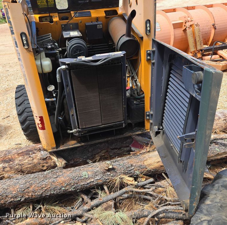 image for item DT7181 2006 Mustang 2044 skid steer loader