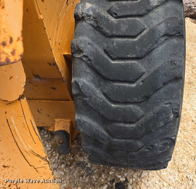 image for item DT7181 2006 Mustang 2044 skid steer loader
