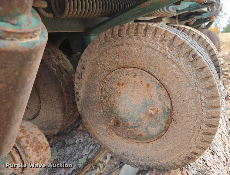 image for item DT7182 Layton paver