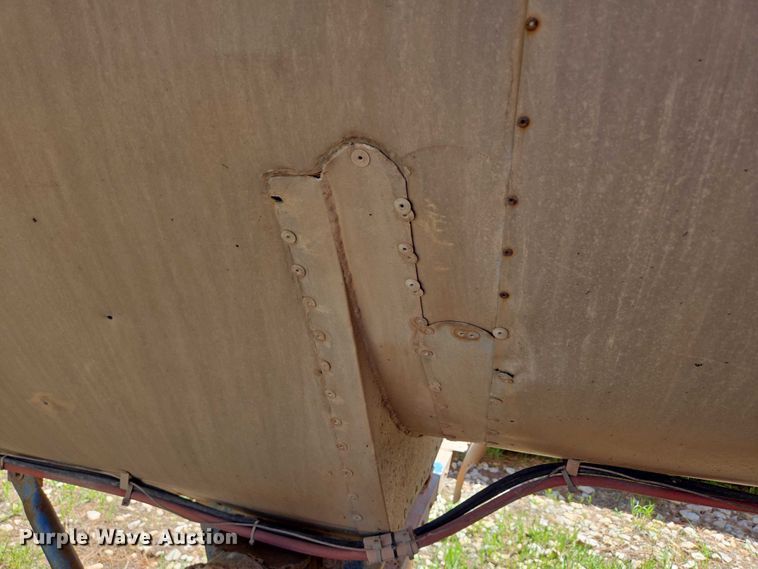 image for item DT7185 1972 J&L Tank tank trailer