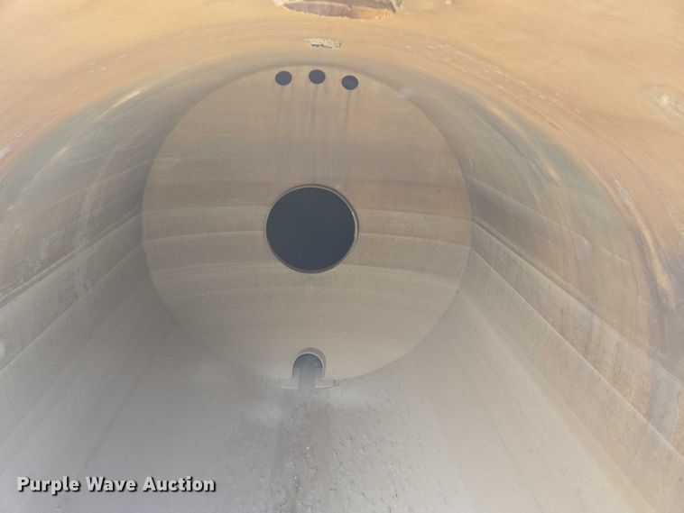 image for item DT7185 1972 J&L Tank tank trailer