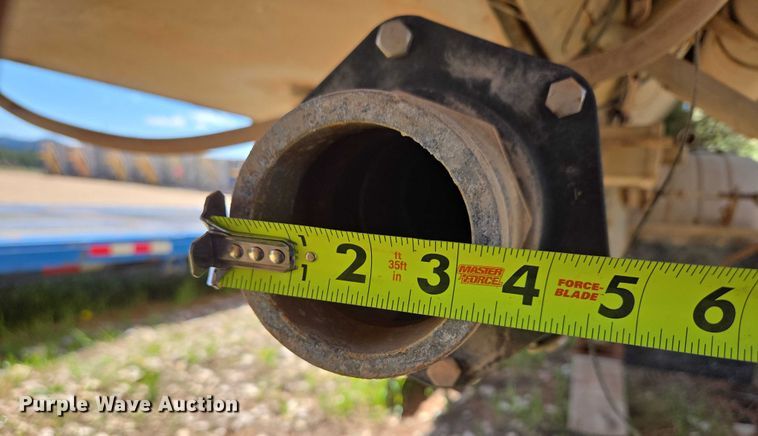 image for item DT7185 1972 J&L Tank tank trailer