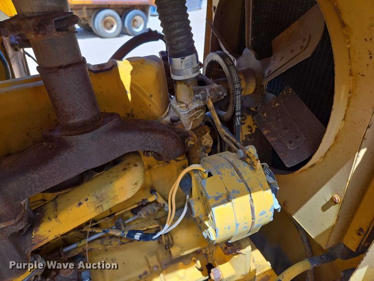 image for item DT7187 1974 Galion 3500 pneumatic roller