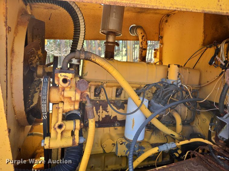 image for item DT7187 1974 Galion 3500 pneumatic roller