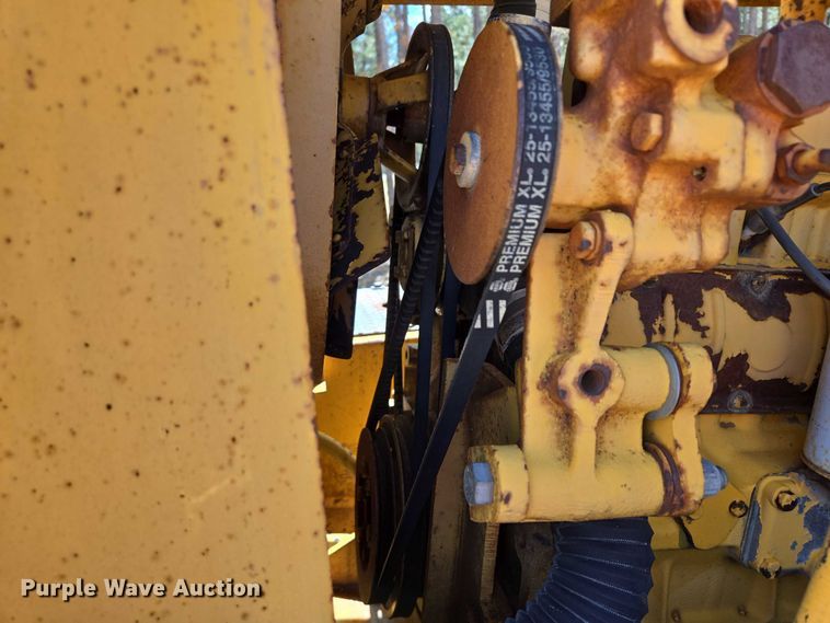 image for item DT7187 1974 Galion 3500 pneumatic roller