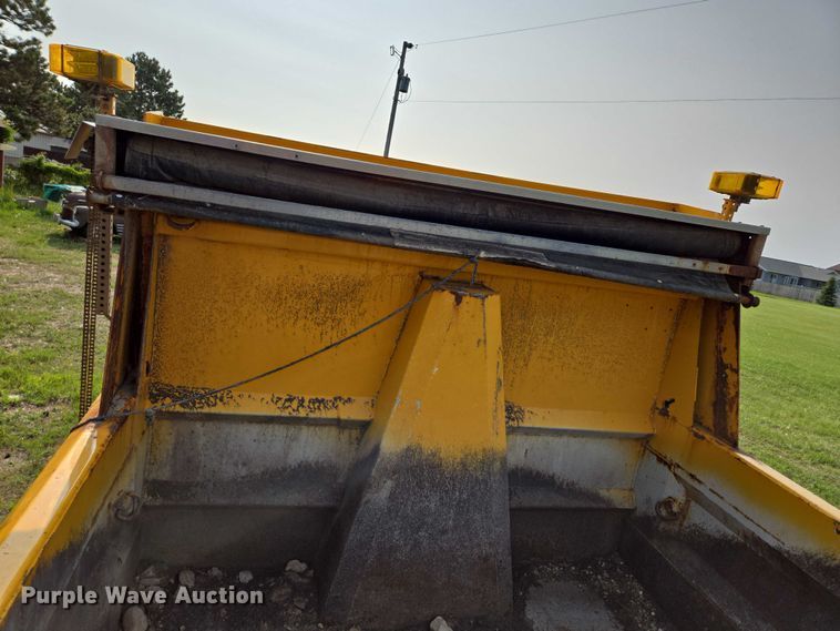 image for item DT7194 2011 International WorkStar 7600 dump truck