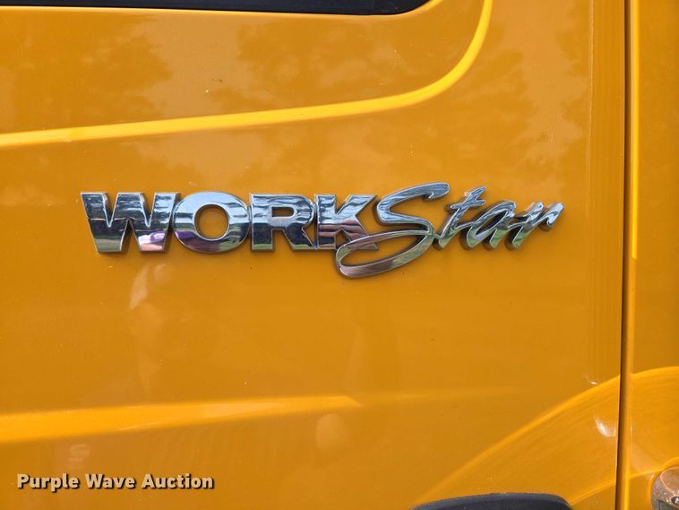 image for item DT7194 2011 International WorkStar 7600 dump truck