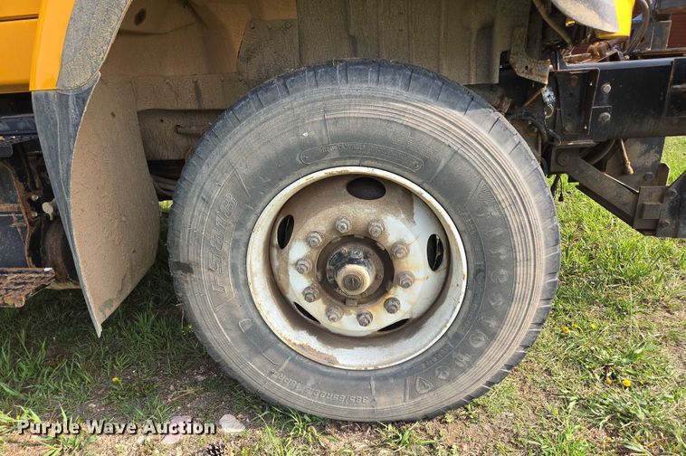 image for item DT7194 2011 International WorkStar 7600 dump truck