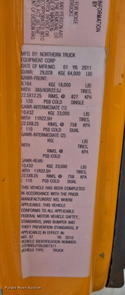 image for item DT7194 2011 International WorkStar 7600 dump truck