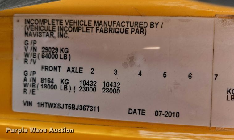 image for item DT7194 2011 International WorkStar 7600 dump truck