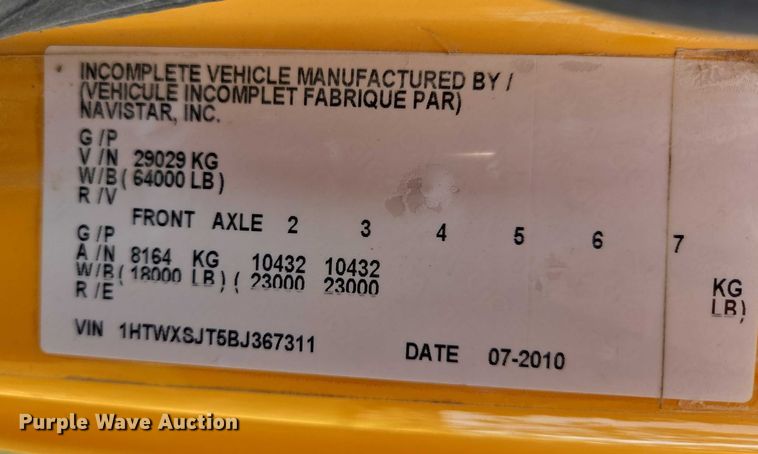 image for item DT7194 2011 International WorkStar 7600 dump truck