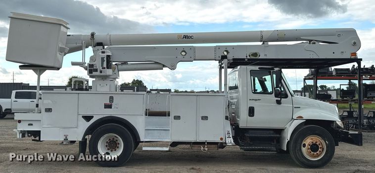 image for item DU9057 2011 International 4300 bucket truck