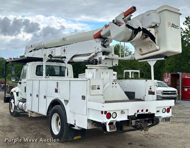 image for item DU9057 2011 International 4300 bucket truck