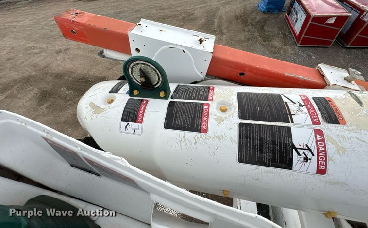 image for item DU9057 2011 International 4300 bucket truck