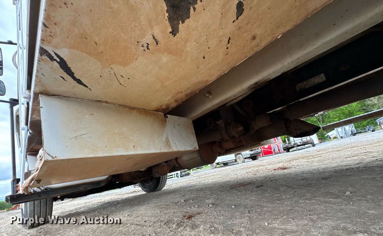 image for item DU9057 2011 International 4300 bucket truck