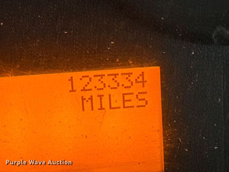 image for item DU9057 2011 International 4300 bucket truck