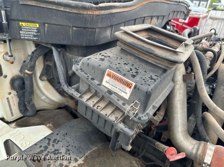 image for item DU9057 2011 International 4300 bucket truck