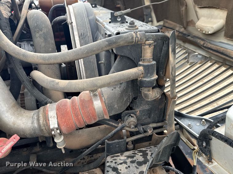 image for item DU9057 2011 International 4300 bucket truck