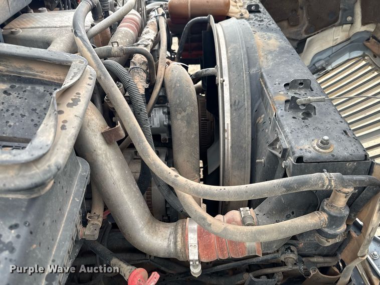 image for item DU9057 2011 International 4300 bucket truck