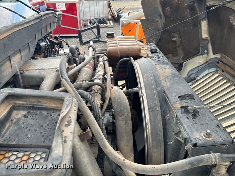 image for item DU9057 2011 International 4300 bucket truck