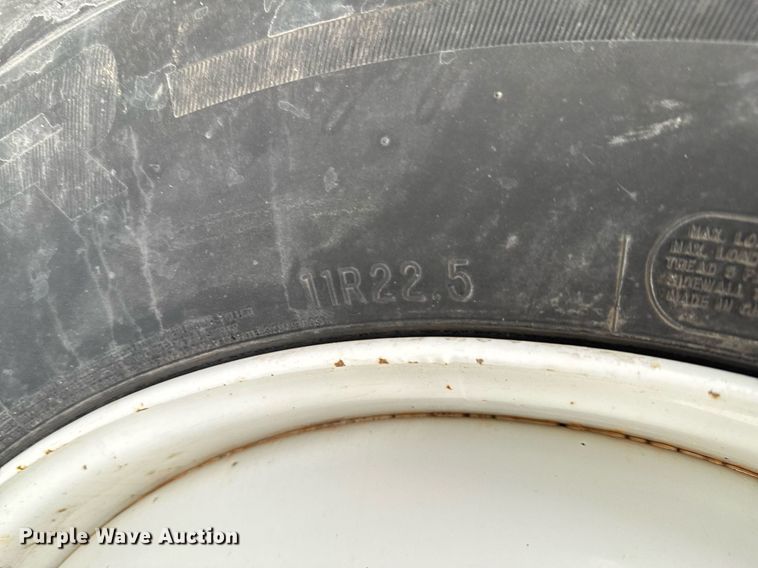 image for item DU9057 2011 International 4300 bucket truck