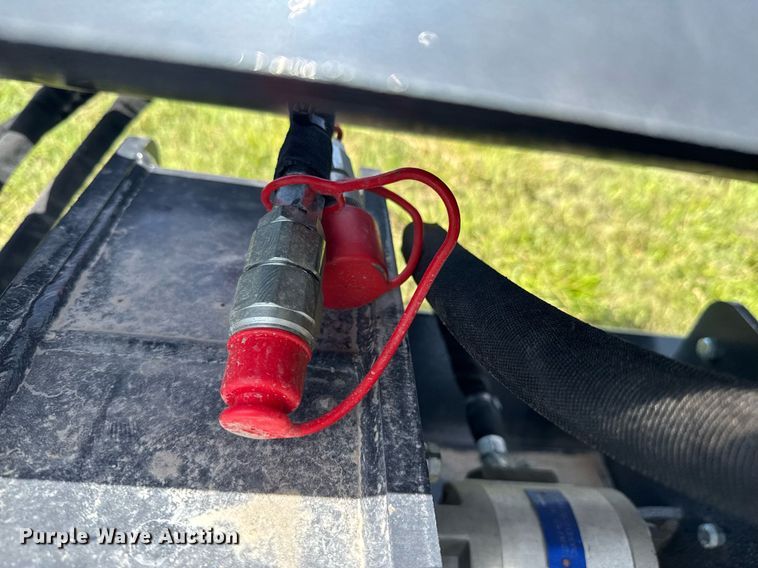 image for item DU9074 2024 LandHonor VPC-11-72W skid steer plate compactor