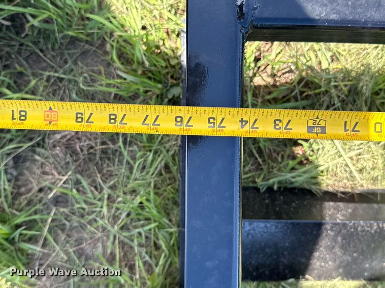 image for item DU9081 Skid steer land plane