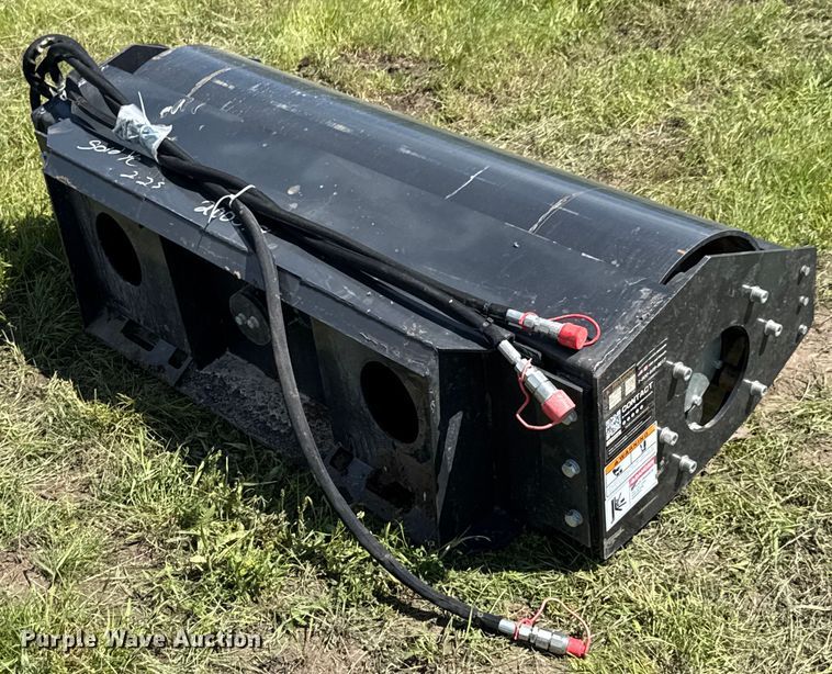 image for item DU9085 2024 Wolverine VR-11-66W skid steer roller