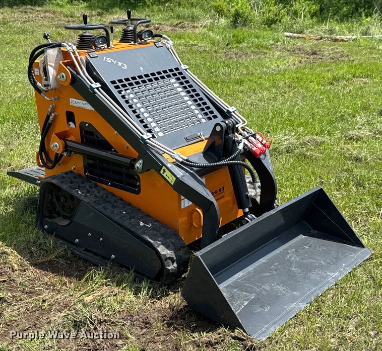 image for item DU9087 LandHero LDH-HT380 compact utility loader