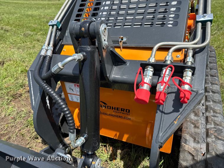 image for item DU9087 LandHero LDH-HT380 compact utility loader