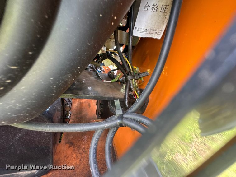 image for item DU9087 LandHero LDH-HT380 compact utility loader