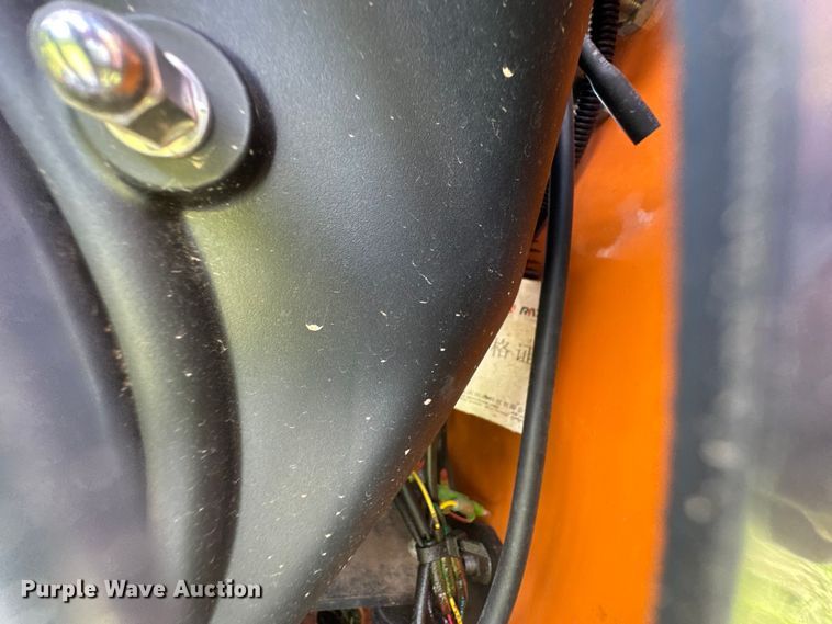 image for item DU9087 LandHero LDH-HT380 compact utility loader