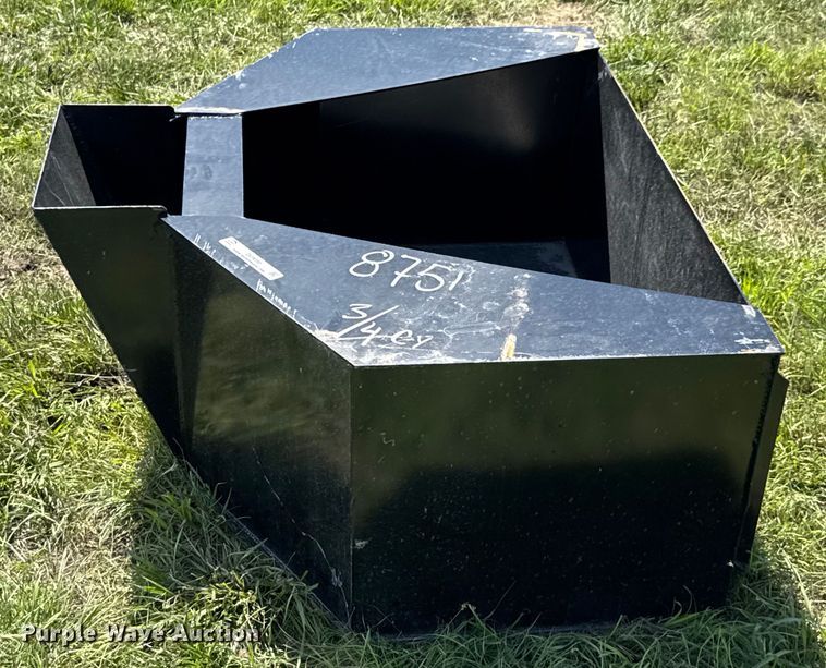 image for item DU9090 KC QT-CB-075 skid steer concrete bucket