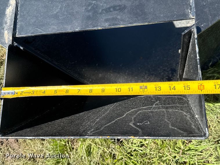 image for item DU9090 KC QT-CB-075 skid steer concrete bucket