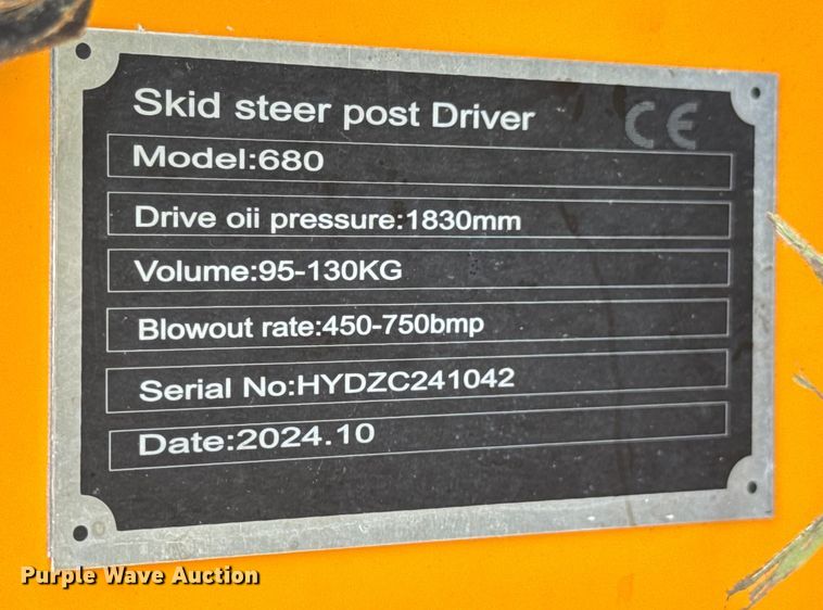 image for item DU9092 2024 GIYI 680 skid steer post driver