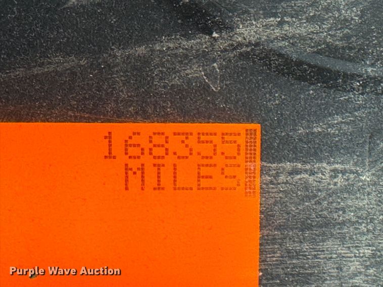 image for item DU9110 2010 International DuraStar 4400 digger derrick truck